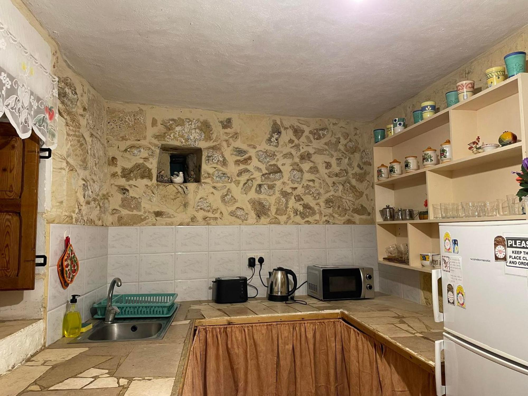 400yr In Gozo - Separate *