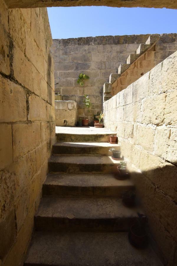 400yr In Gozo - Separate Country house