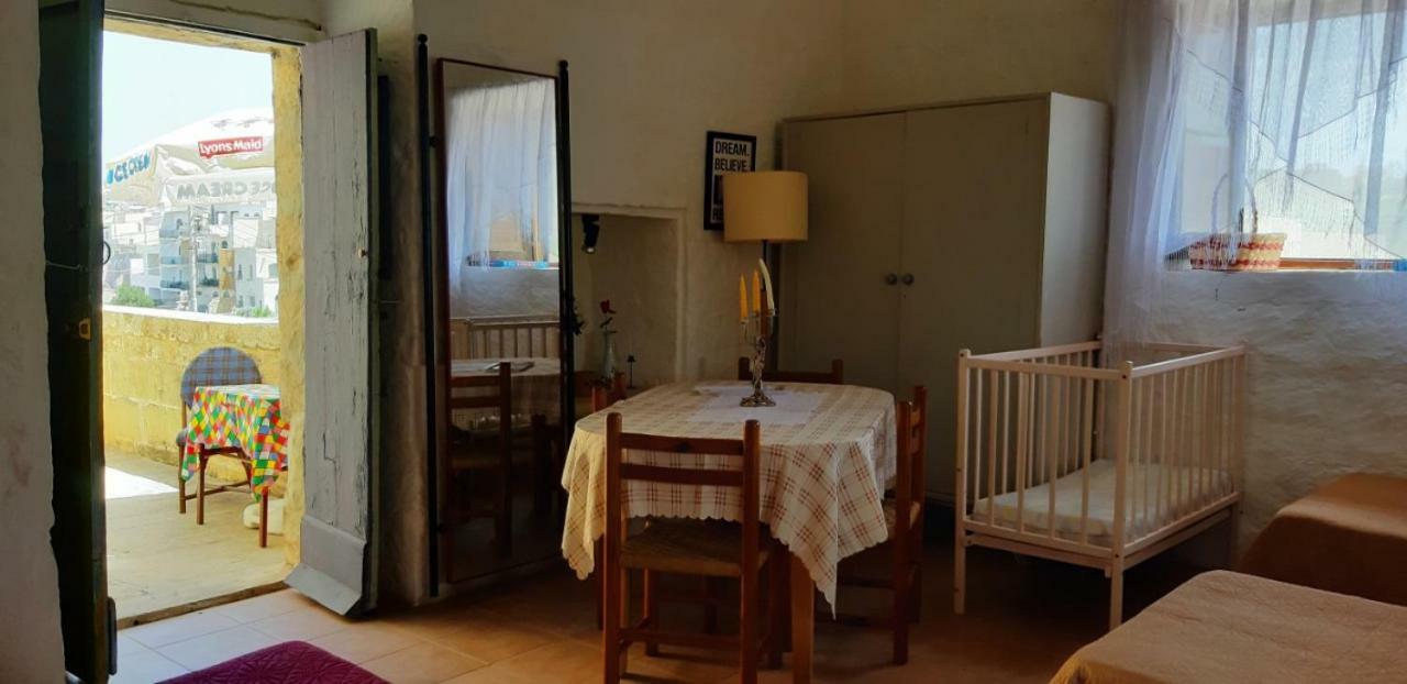400yr In Gozo - Separate Country house Xaghra